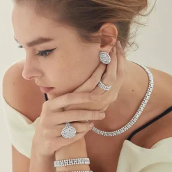 Fashion LAGOS Large Caviar Circle Diamond Earrings